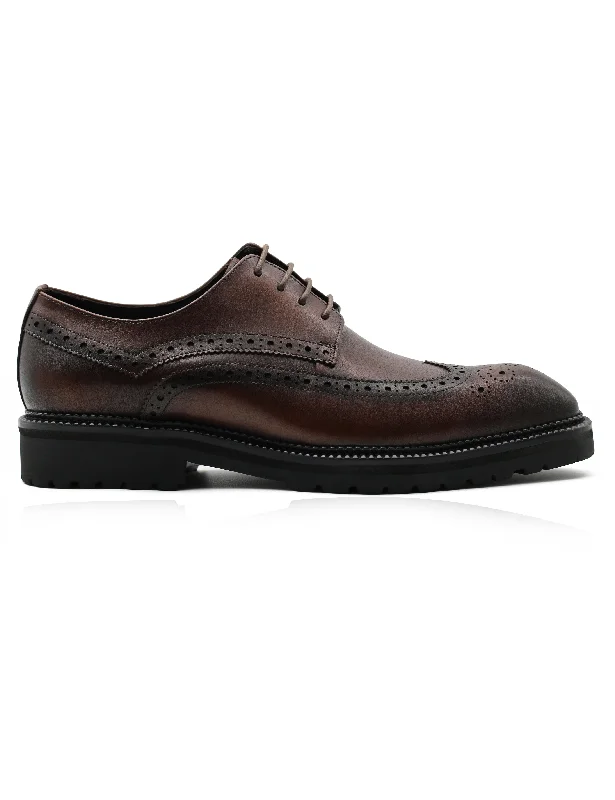 BROWN LEATHER DERBY LACE-UP SEMI BROGUE SHOES