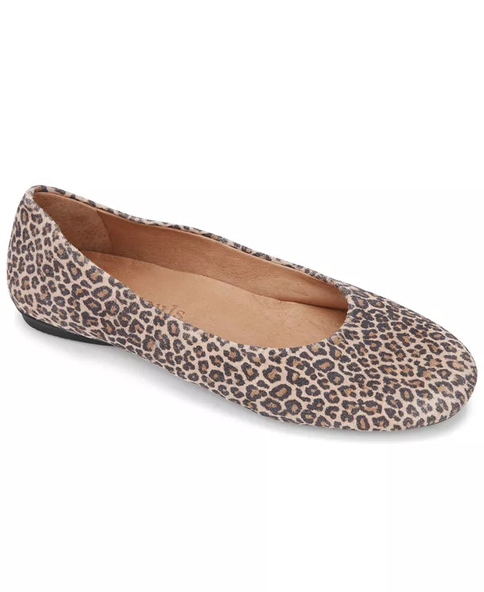 Lucky Brand Women's Shoes EMMIE Fabric Closed Toe Ballet Flats