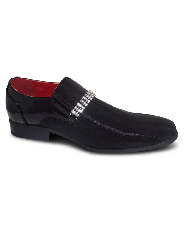 BLACK TEXTURED LOAFERS WITH DIAMOND STRAP