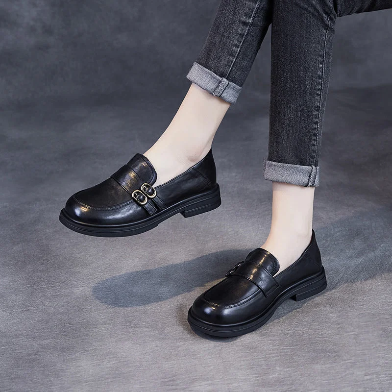 Women Retro Solid Leather Buckle Flat Loafers