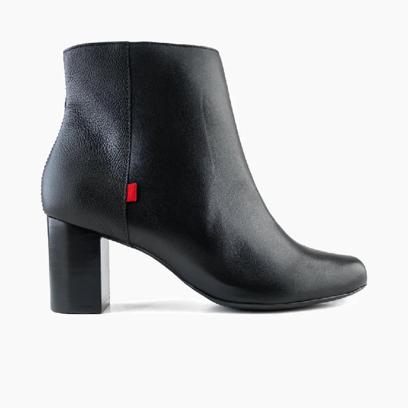 Charles St Bootie, Women