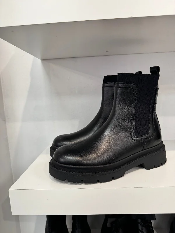 Valencia Black Leather Elastic Bootie